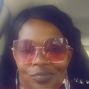 Meet your Posher, Kandi